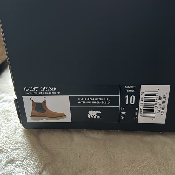NIB SOREL Hi-Line Chelsea boot - Picture 2 of 7